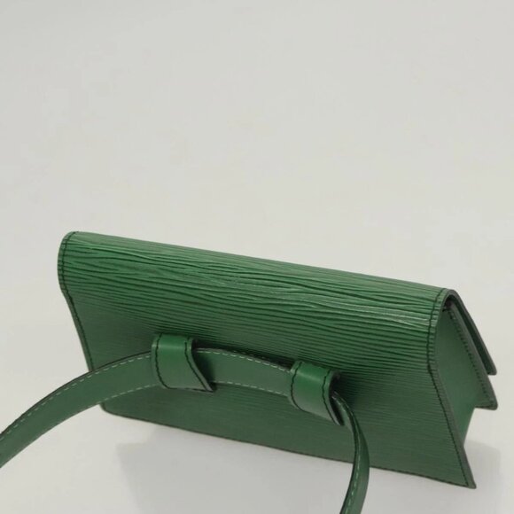 LOUIS VUITTON Epi Pochette Ceinture Tilshit Waist Bag Green M52604 Auth - Picture 10 of 16